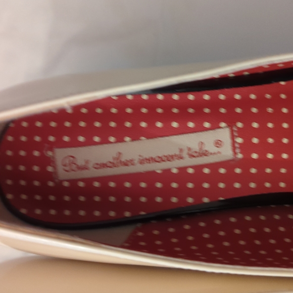 B.A.I.T. VEGAN VINTAGE STLYE PUMPS - Picture 2 of 12